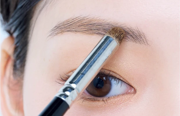 笹本恭平 忘れ眉 メイク 白鳳堂 G5528N アイシャドウ 丸