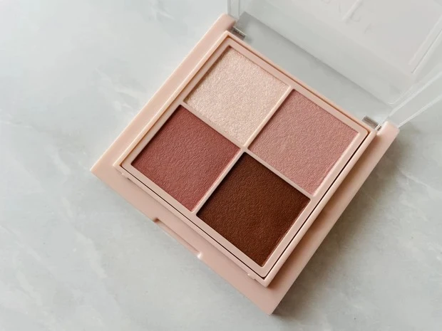 upink シャインオンステージアイパレット 01 ラブストーリー ¥1320