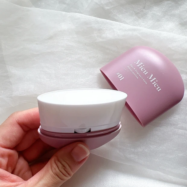 香水をまとうように軽くヘアセット_3