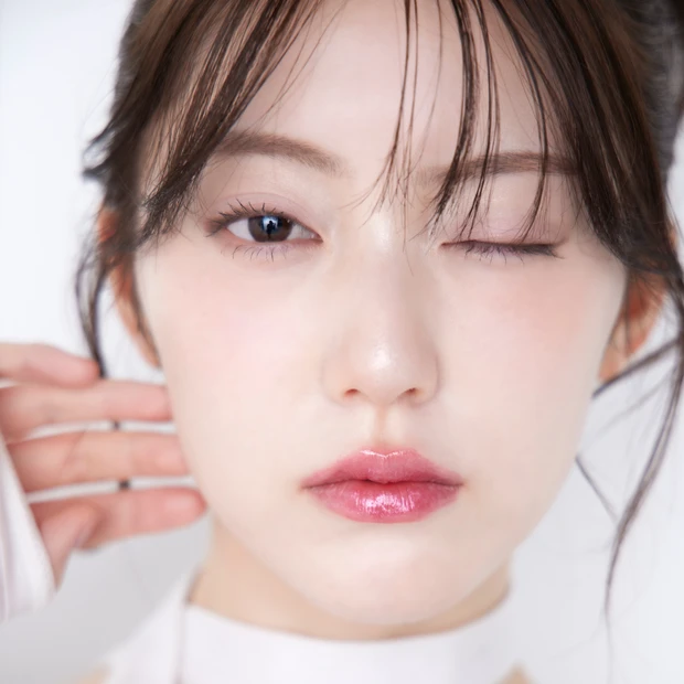 【動画つき】口角上げて人中短縮！最旬「まん丸リップ」HOWTO
