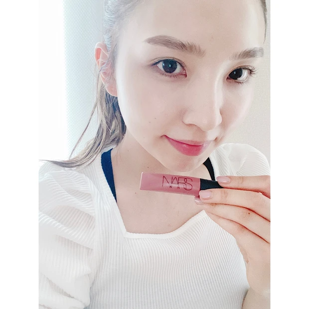 【新色発売】NARS エアーマット リップカラー
/"マスクに付きにくい"マスクメイクに是非取り入れたいアイテム。_3_2