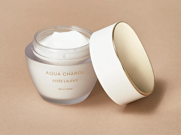 本田 翼 スキンケア おすすめクリーム エスティ ローダー アクア チャージ 薬用 ミルキー クリーム