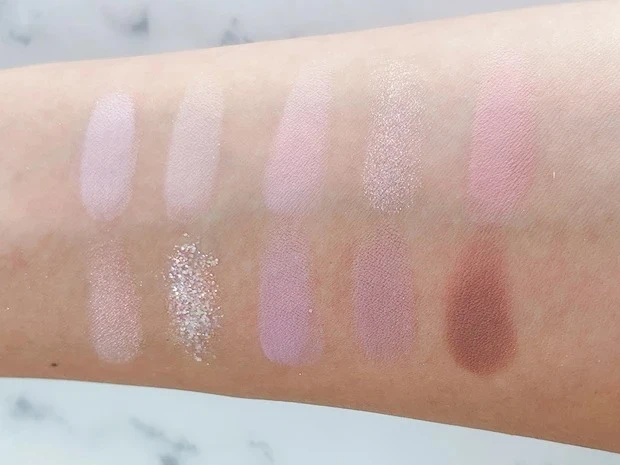 【おすすめ韓国アイシャドウ⑤】mude.（ミュード）ショールモーメント アイシャドウパレット　04 ライラックモーメント 各￥3630　スウォッチ