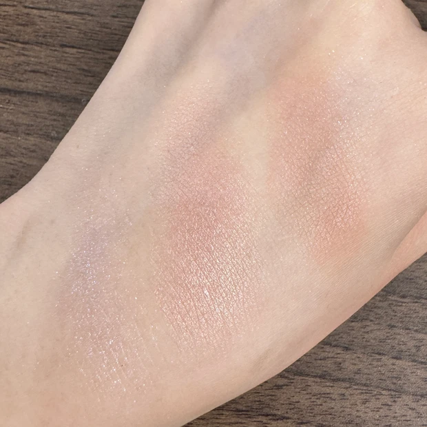 アディクション アイ＆ブラッシュ パレット　“アンアースド ラスター”