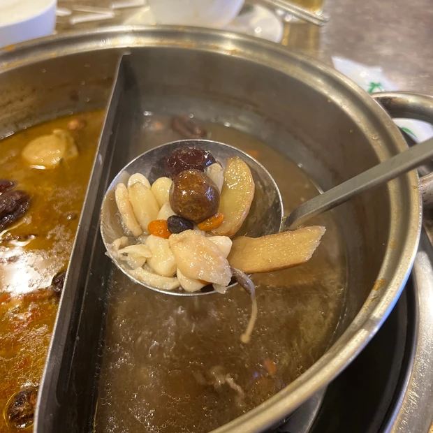 台湾 台湾旅行 taiwan 台北 薬膳火鍋 火鍋 天香回味 台湾火鍋 台湾グルメ