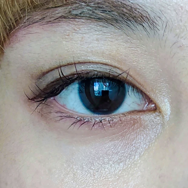 単色カーキシャドウを使った時短大人っぽメイク♪_2_1