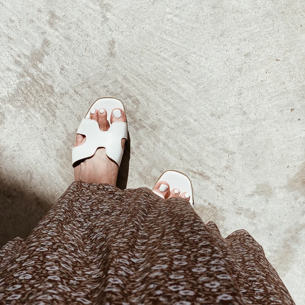 2020夏ネイルは洗練ホワイトが今っぽい♡_2