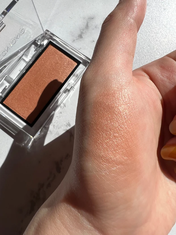 スウォッチ 2022年夏新作コスメ　ADDICTION アディクション ザ ブラッシュ パール 102P City Reflect オレンジ チーク