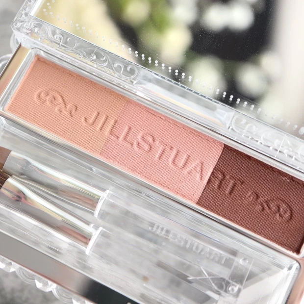 【ベスコス買い】くすみロージーカラーが可愛すぎる♡ジルスチュアートのアイブロウパウダー＆眉マスカラ_2