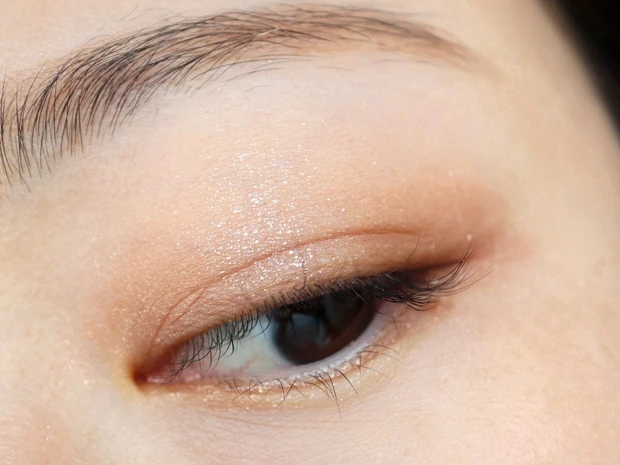 【コスメレポ】ルナソルの限定アイシャドウパレットを先取り！ダイヤモンドのような大粒ラメはキラキラ好きさん必見！_5_3