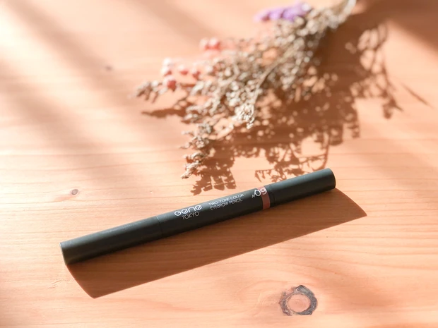 これが100円とは…!!最高に描きやすい＆発色良しのダイソーのアイブロウ。オシャレなパケも♡【GENE TOKYO】_4