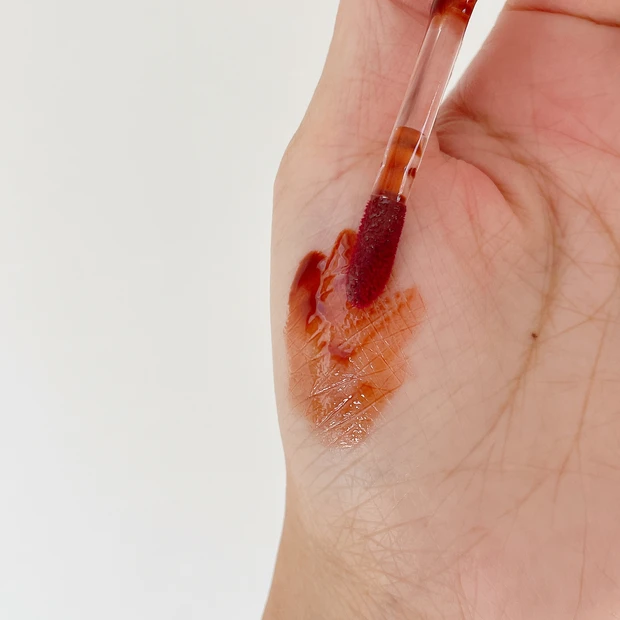 フジコ ニュアンスラップティント 05 無花果ブラウン スウォッチ