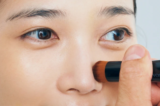 毛穴のカバー　林田岬優