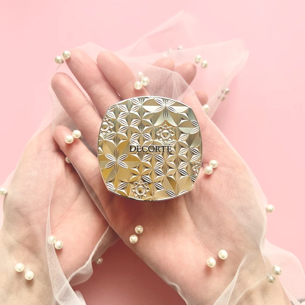 【4月21日発売コスデコ限定パウダーも】GW旅行に！ ミニコスメ＆百均で叶う軽量ポーチ術_2_1