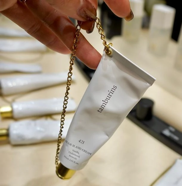 TAMBURINS タンバリンズ 韓国コスメ  ハンドクリーム CHAIN HAND 421