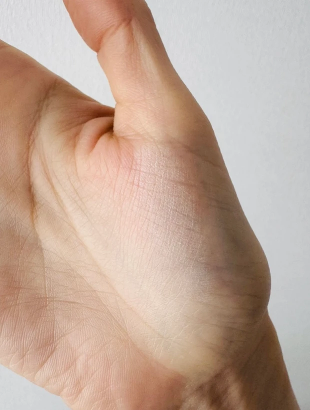 コスメ購入品レビュー【エレガンス】のラ プードル オートニュアンス Ⅶ、セミマットで清々しい明るさに！_4