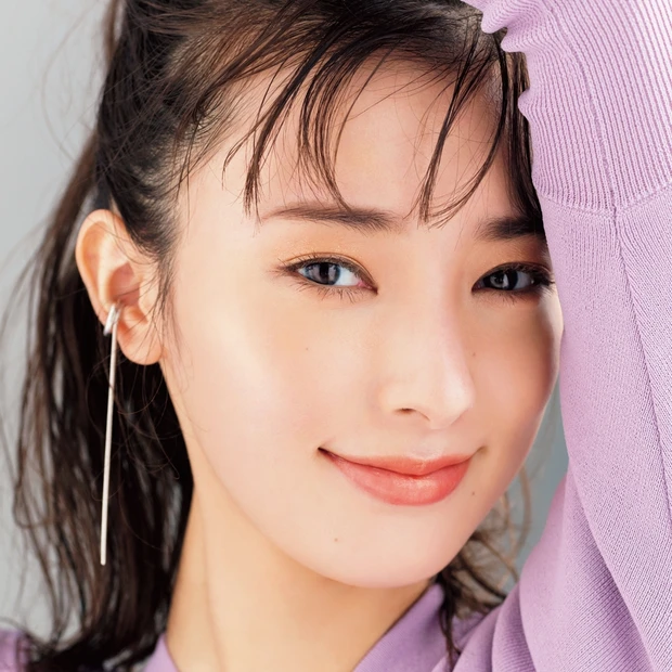 24時間美肌ケアも夢じゃない！ スキンケア級の美容液ベースを手に入れよう