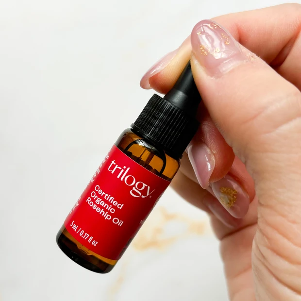 MAQUIA　11月号　付録　トリロジー