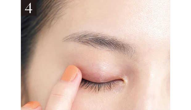 桜庭ななみさんのセルフメイクプロセス4