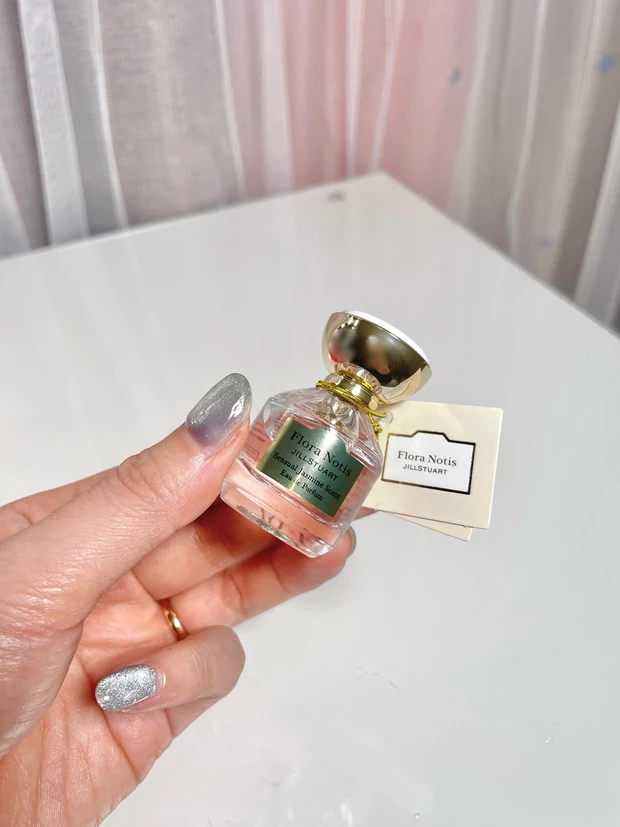 デザインは小さくてもそのまま！