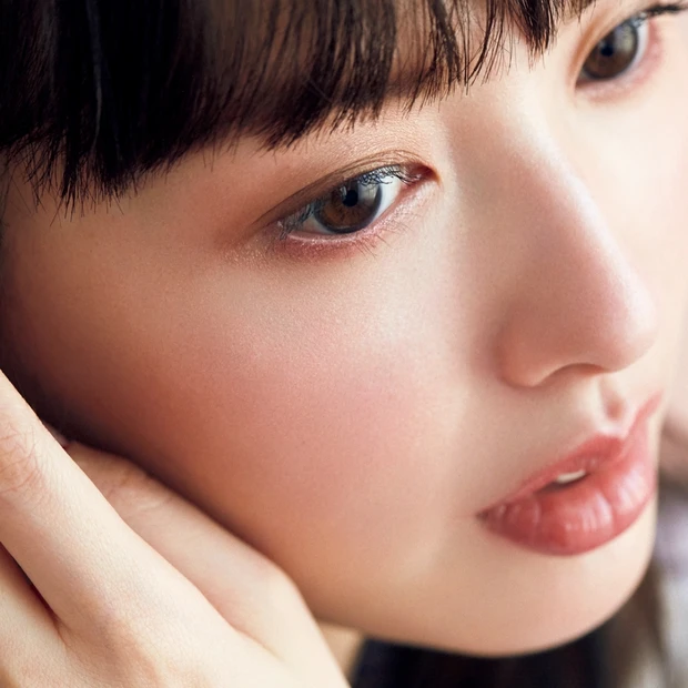 大人こそ似合う! 眉、アイライン etc. ピンクメイクのワンポイントテ…