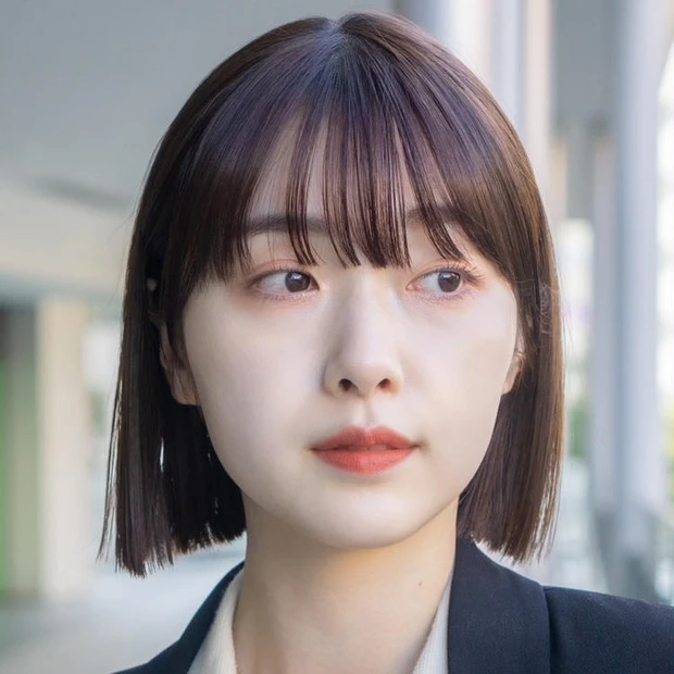 ボブ　ヘア　髪型　ヘアスタイル　大人　前髪あり　30代　40代