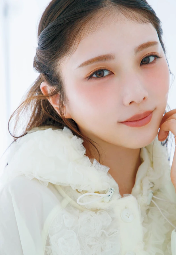 YSL メイクミーブラッシュ パウダーを使ったおすすめメイク　06 ROSE HAZE