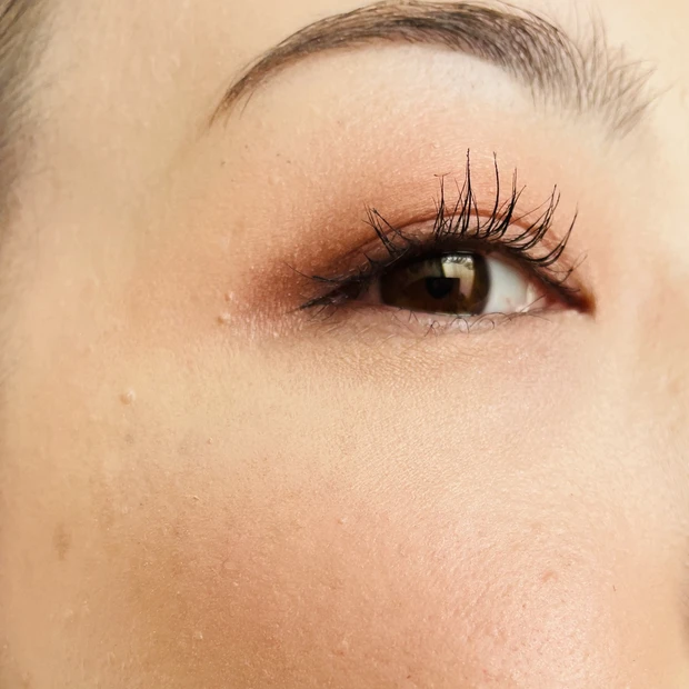 LUNASOLのカラーリンググレイズ 04 Rose Moodを使用