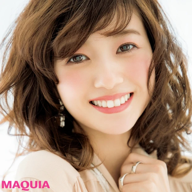 伊藤千晃さんにはコーラルリップがお似合い! 顔立ちタイプ別・秋新色の選び…