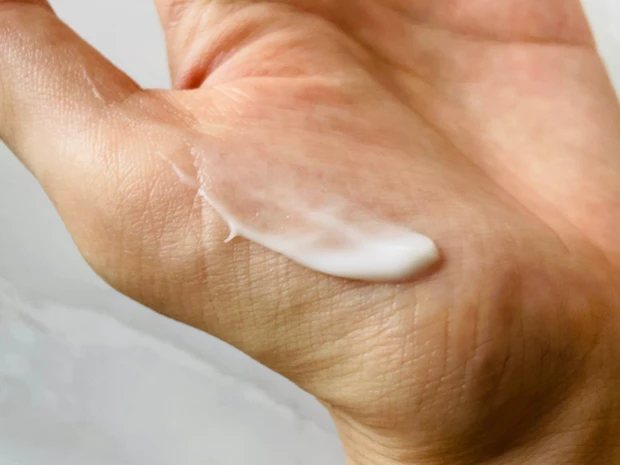 【MAQUIAインフルエンサーのオッス！推しコス】私の手放せない激推しアイテム、エーザイのザーネクリーム♡_3_1