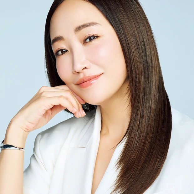 【ストレートヘアに革命を起こす新ブランド誕生】Straine(ストレイン…