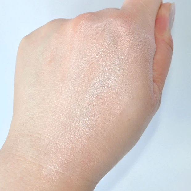 エリクシール UV乳液 デーケアレボリューション トーンアップ