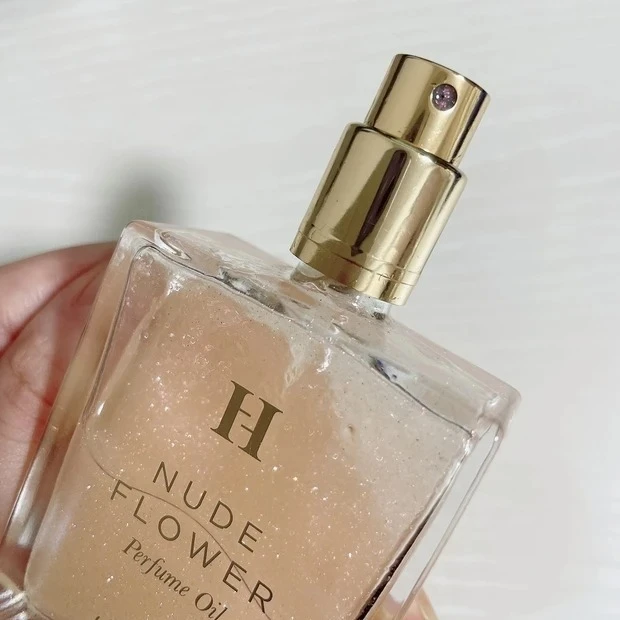 Her lip to パフュームオイルのレビュー_Nude Flower