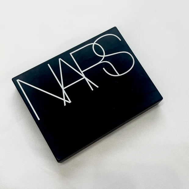 NARS　ライトリフレクティングセッティングパウダー　リフ粉
