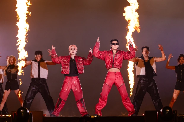 S.COUPS MINGYU CxM SEVENTEEN ライブレポート 幕張メッセ国際展示場 2/5　セットリスト