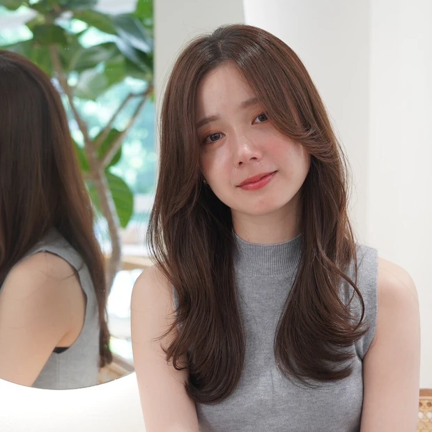 　【大人のヨシンモリ】韓国風レイヤーで小顔見せ！ 垢抜け印象も叶うナチュ…
