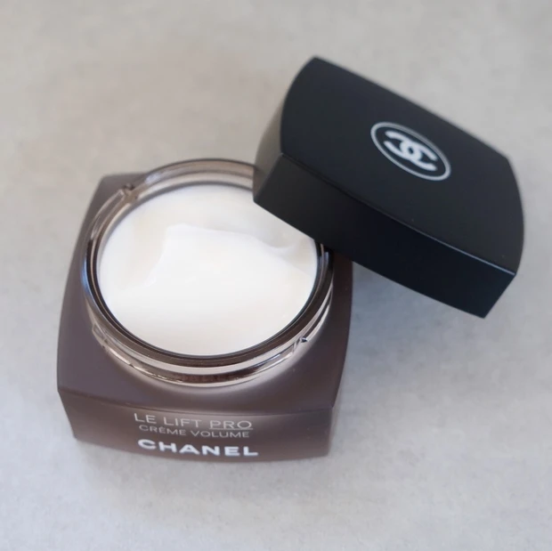 シャネル、LL クレーム