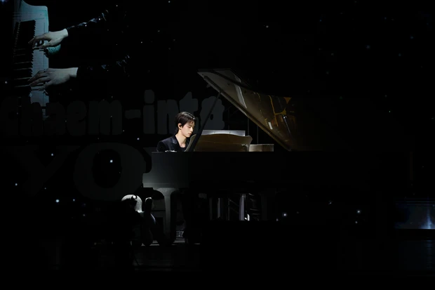 イ・チェミン　LEE CHAE MIN　暴君のシェフ　韓国ドラマ　ファンミーティング　ピアノ演奏