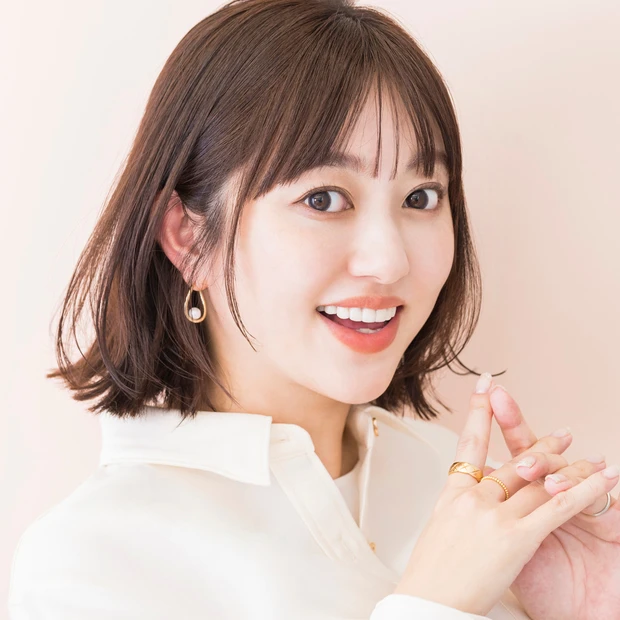 菊地亜美さんが35cmヘアカット！ 出産直前・小顔を叶えるミディアムヘアに