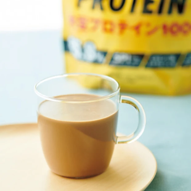 プロテインの甘みが苦手な人は、アイスコーヒーで割ってみて
