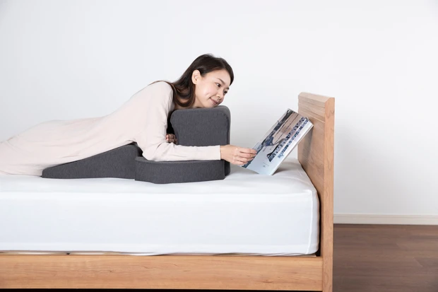 うつぶせスタイル