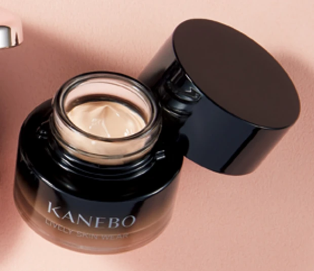 KANEBO　カネボウ ライブリー スキン ウェアⅡ