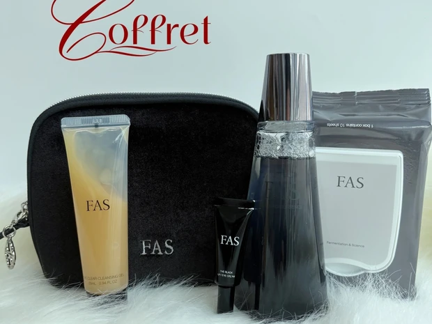 FASのコフレ第一弾・第二弾が登場！ ベストセラーのスキンケアや新作など満載【クリスマスコフレ2025】