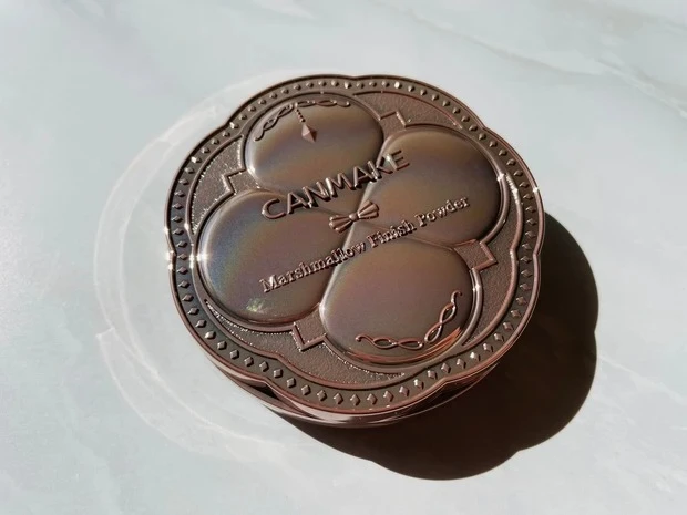 マキアインフルエンサーARISAさんキャンメイク マシュマロフィニッシュパウダーレビュー①