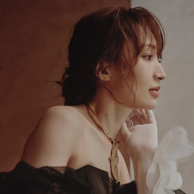 【望海風斗さん】結婚や出産にも憧れた20〜30代。でも、「タカラジェンヌ以上の天職はない！」＜インタビュー中編＞