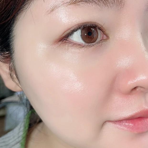 乾燥さん　保湿力スキンケア下地 透明感ラベンダー