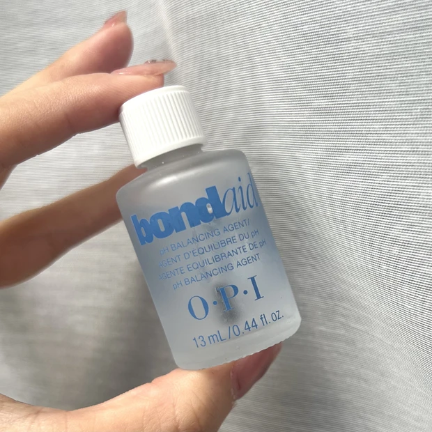 OPI bondaid ボンドエイド