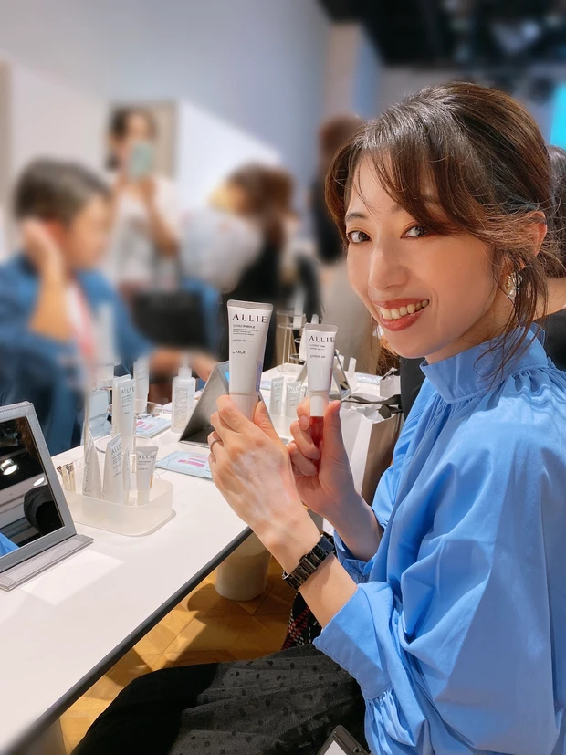 ファンデーション卒業！【アリィー】ノーファンデUVとチークUVでツヤ肌&素肌感仕上げ_3_1