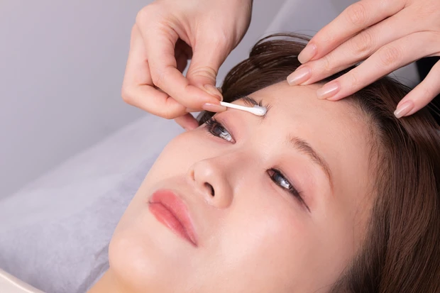 眉毛サロン　眉サロン　眉毛　眉　体験レポ　ハリウッドブロウリフト　HBL