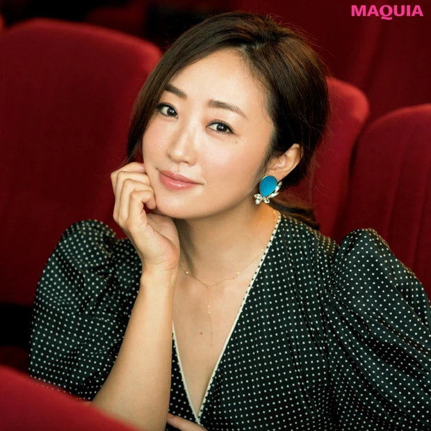 恋に効く香りを潜ませて♡　映画館デートは、女らしい曲線＆振る舞いで好きを…